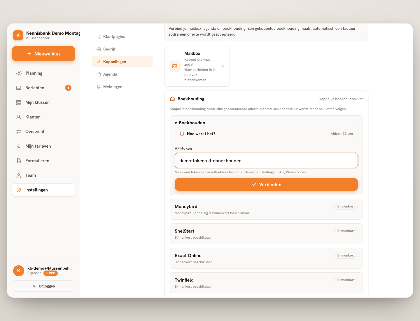 Stap 3 — Het tokenveld test de koppeling voordat hij actief wordt.